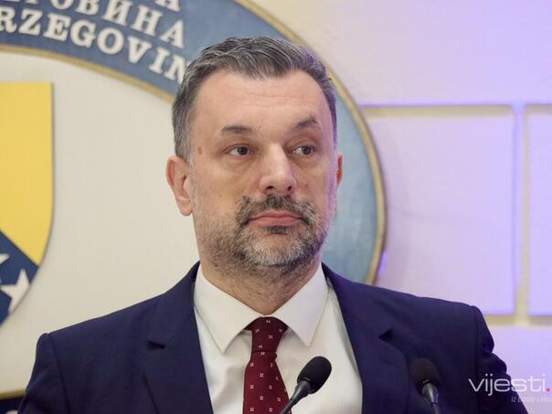 Video: Pogledajte obraćanje ministra Konakovića