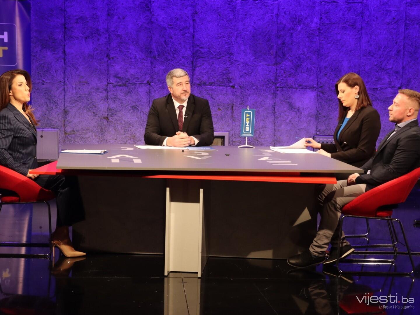 Uživo: Pratite vanredno obraćanje Poslovodnog odbora BHRT-a