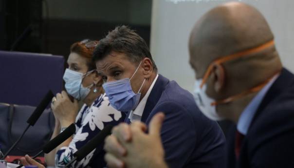 UŽIVO / Prijenos press konferencije nakon sastanka u Vladi FBiH