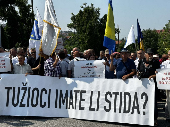 Foto / Video: Ako smo bili žrtve brutalne agresije od 92. do 95., ne moramo biti žrtve sistema