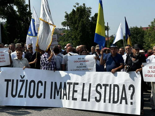 Foto / Video: Ako smo bili žrtve brutalne agresije od 92. do 95., ne moramo biti žrtve sistema