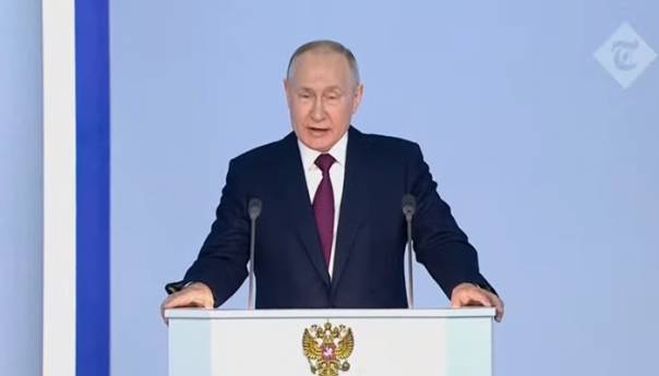 Putin drži govor o Ukrajini