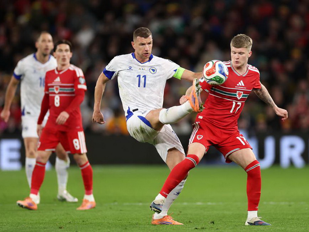 Uživo / Vels - BiH 0:0: Poluvrijeme bez golova, tri žuta kartona za BiH