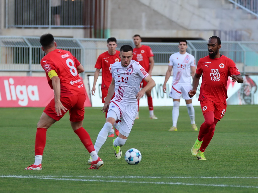 Uživo / Zrinjski - Velež 0:0