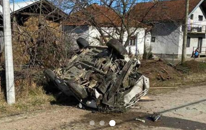 Uznemirujuće fotografije s lica mjesta: Pežo završio na krovu, vatrogasci na terenu