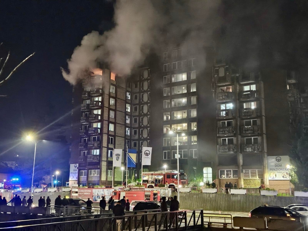 Uzrok požara: Vatra u Domu penzionera u Tuzli buknula iz sobe 701