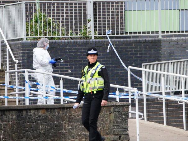 V. Britanija: Tinejdžerka (14) koja je izbola nastavnike proglašena krivom za pokušaj ubistva