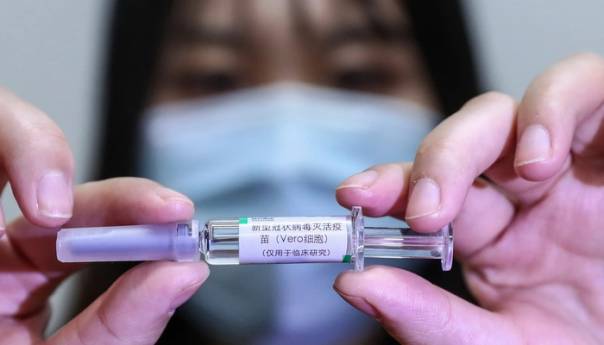 Vakcina protiv koronavirusa "Sinopharm" odobrena za maloljetnike