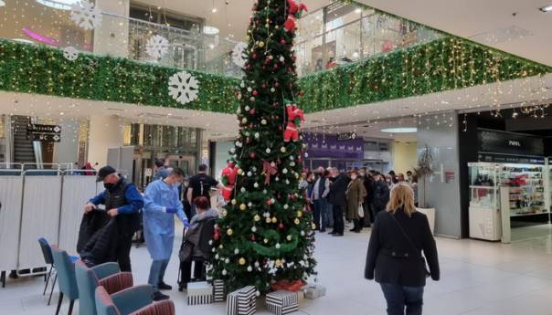 Vakcinacija u Importanne Centru: Pfizer, Moderna i Sinopharm