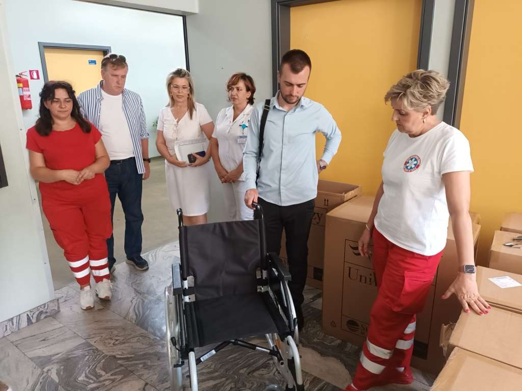 Vakufska direkcija donirala invalidska kolica Domu zdravlja Tuzla
