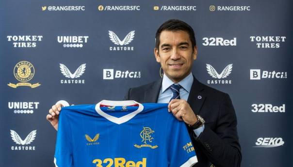 Van Bronckhorst novi menadžer Glasgow Rangersa