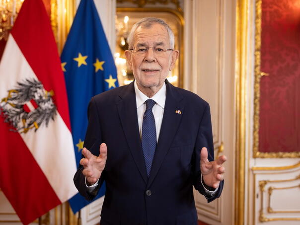 Van der Bellen: Dešavanja u Srebrenici nisu bila posljedica rata već planirani čin genocida