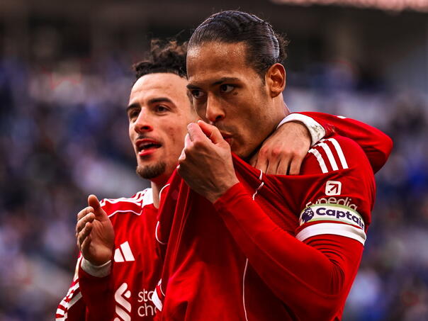 Van Dijk u 100. minuti srušio Everton i donio Liverpoolu pobjedu