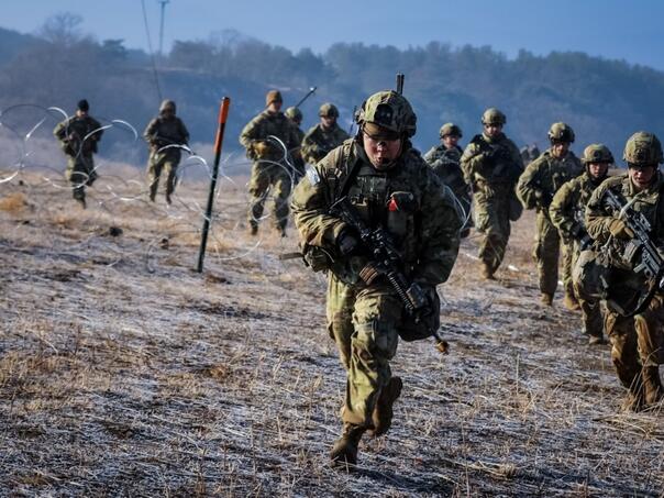 Vance postavio ultimatum, SAD povlače vojsku iz Njemačke?