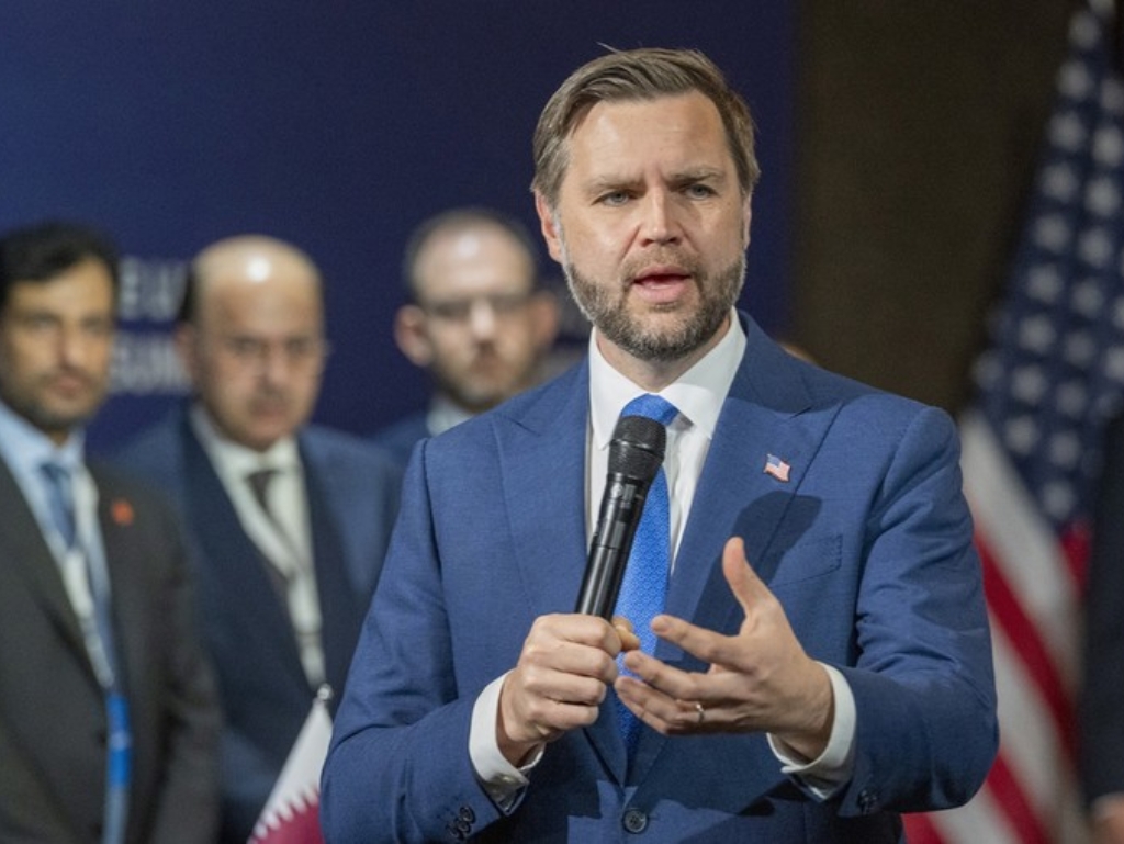 Vance tvrdi da britansko vodstvo već dugo ne ispunjava očekivanja