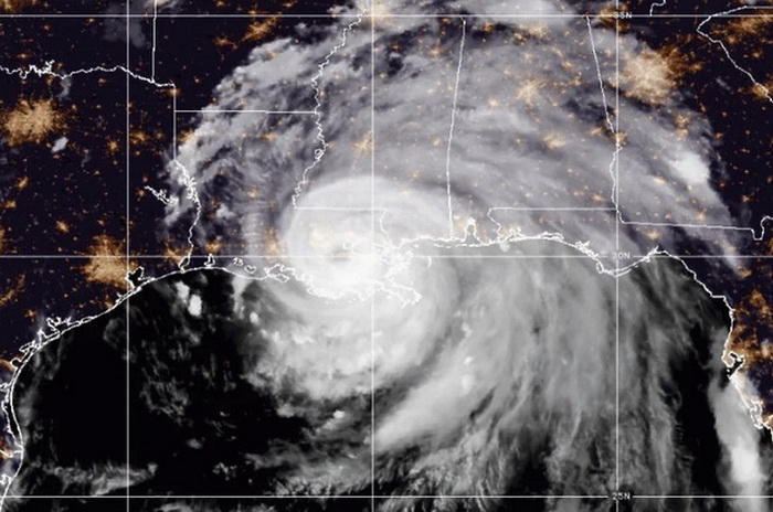Vanredna situacija u Louisiani zbog uragana Nicholas