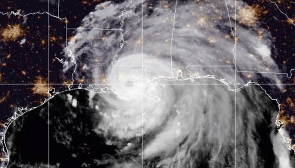 Vanredna situacija u Louisiani zbog uragana Nicholas