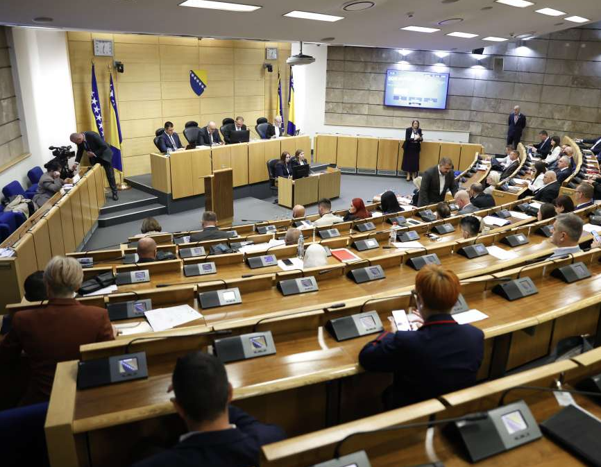 Vanredna sjednica Doma naroda u četvrtak, jedina tema zakon o zeničkoj željezari