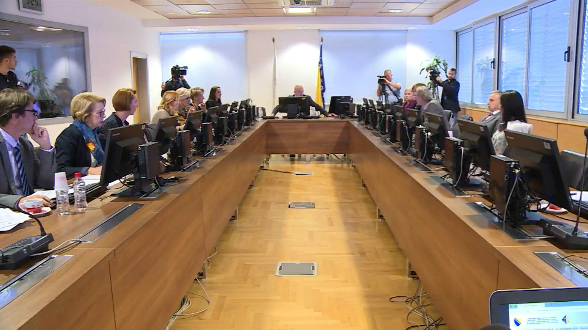 Vanredna sjednica VSTV-a, PIC poslao jasnu poruku