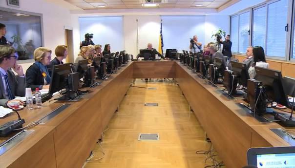 Vanredna sjednica VSTV-a, PIC poslao jasnu poruku