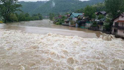 Vanredno hidrološko stanje na srednjem i donjem dijelu sliva rijeke Bosne