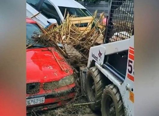 Vanredno u Grčkoj: Oluja ubila tri osobe, ogromne štete
