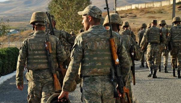 Vanredno stanje u Nagorno-Karabahu, potpuna mobilizacija muškaraca