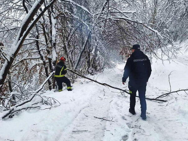 Vanredno u devet opština u Srbiji, okolina Loznice sedmi dan bez struje