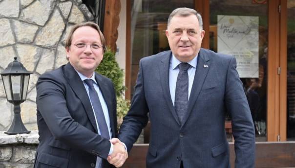 Varhely: Podrška Dodika EU putu je ohrabrujuća