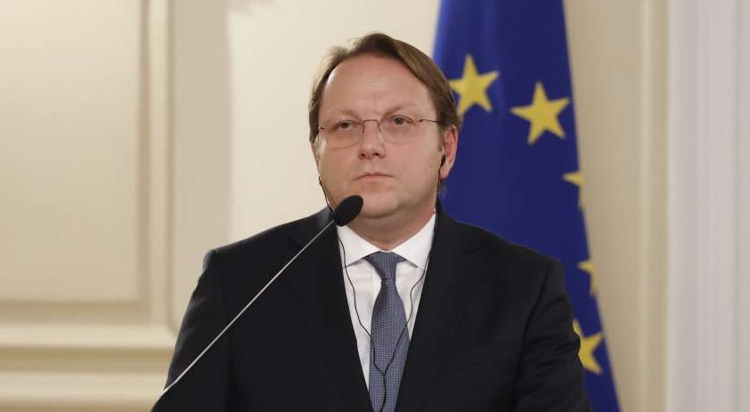 Varhely: Preporuka je da se bez odlaganja BiH dodijeli status kandidata