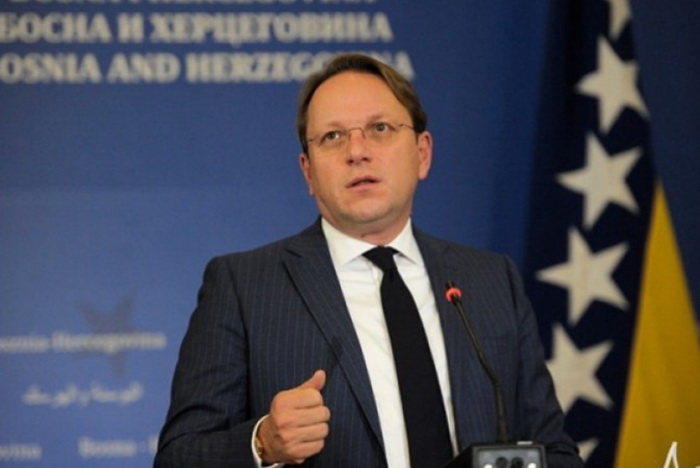 Varhelyi danas u Sarajevu: Politički forum na visokom nivou
