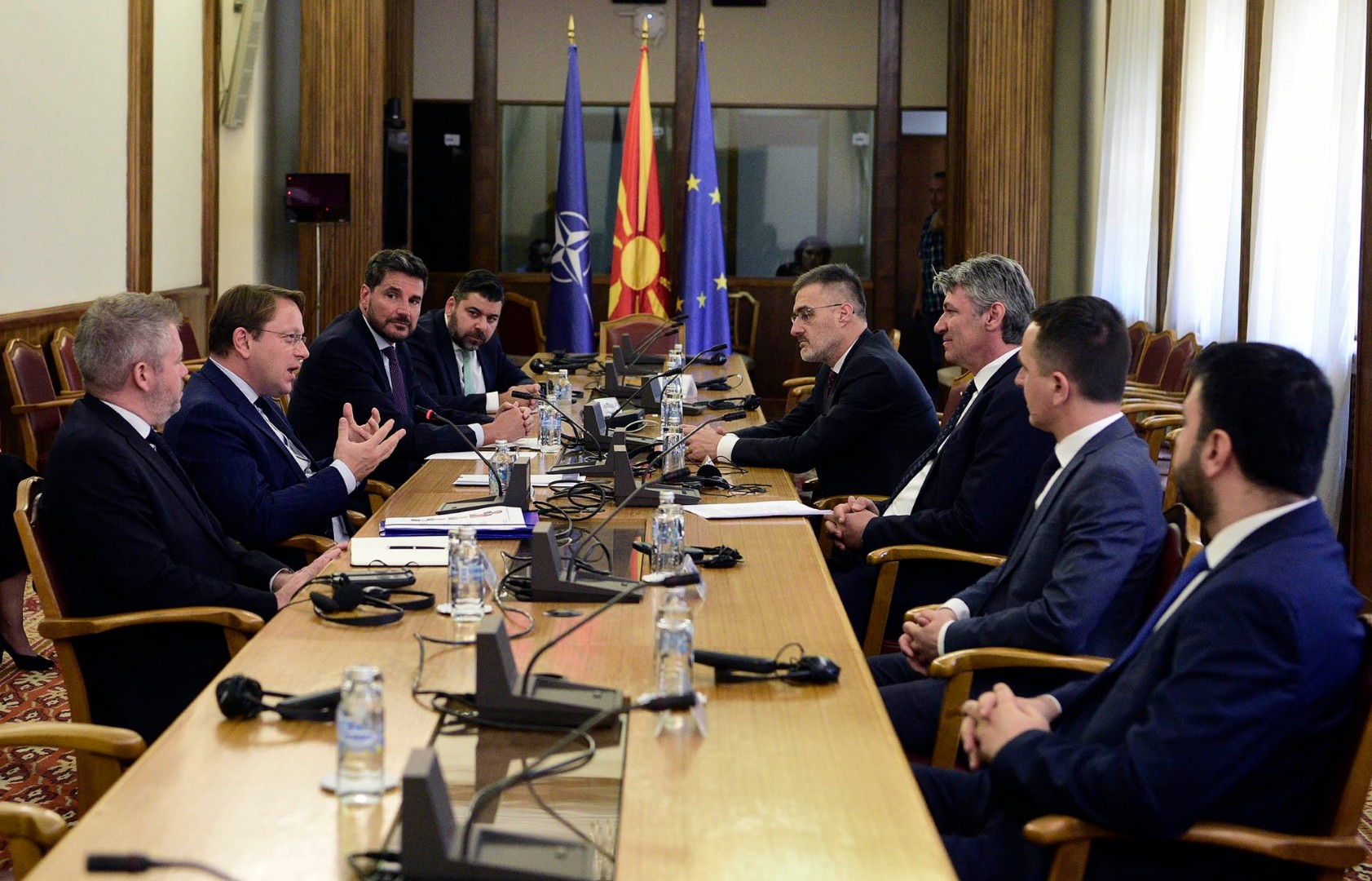 Varhelyi: EU želi početak zvaničnih razgovora o članstvu sa S. Makedonijom