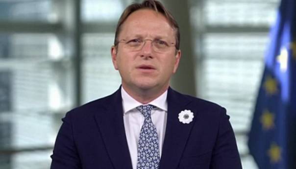 Varhelyi: U našoj Uniji nema mjesta za poricanje genocida!