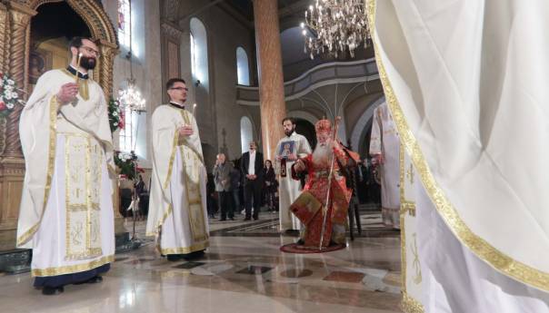 Vaskršnja liturgija služena u Sabornoj crkvi u Sarajevu