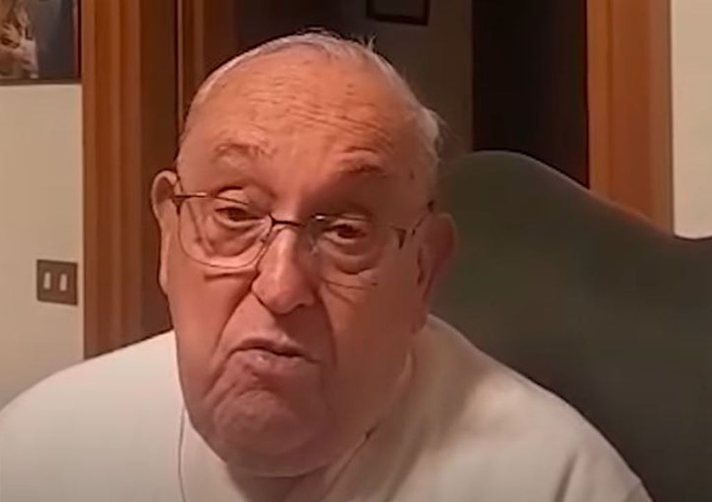 Vatikan objavio dosad neviđeni snimak pape Franje iz januara