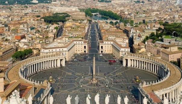 Vatikan otkazao sve proslave i skupove uoči Uskrsa