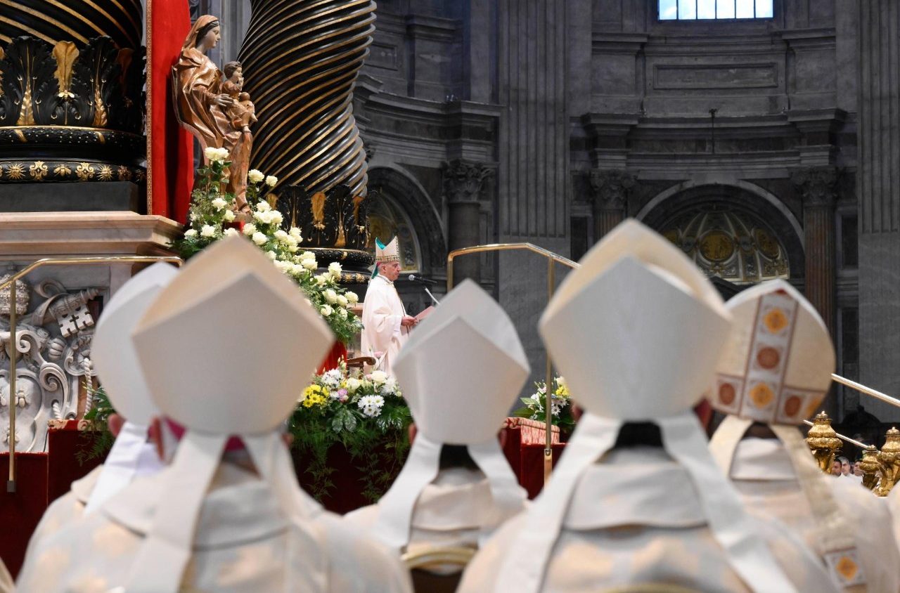 Vatikanska komisija i dalje drži funkciju đakona isključivo muškarcima