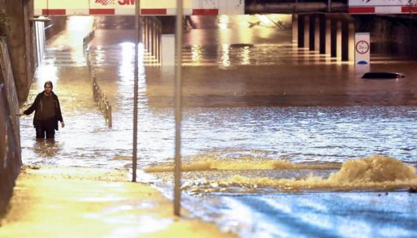 Vatrogasac u Zagrebu preminuo tokom intervencije nakon poplava