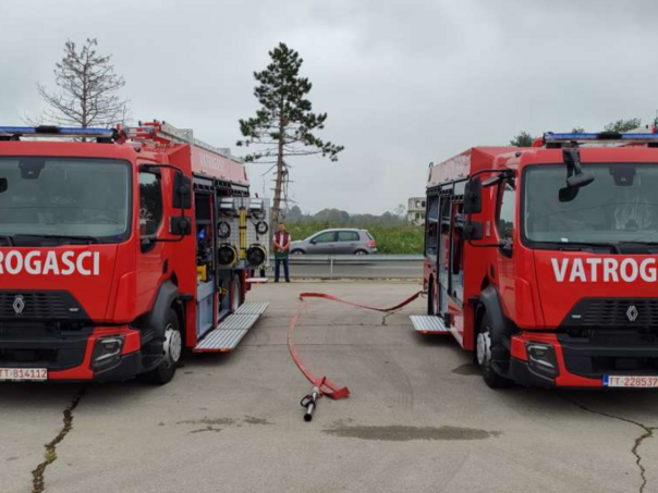 Vatrogasci Brčkog bogatiji za tri nova specijalizovana vozila