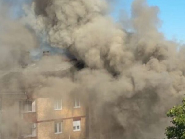 Vatrogasci iz okolnih mjesta ugasili požar u Vlasenici