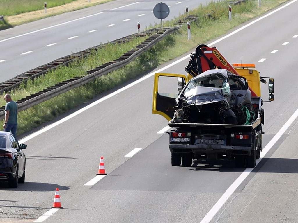 Vatrogasci o užasu na A3: Srna je iskočila pred auto, vozač je mahao ...