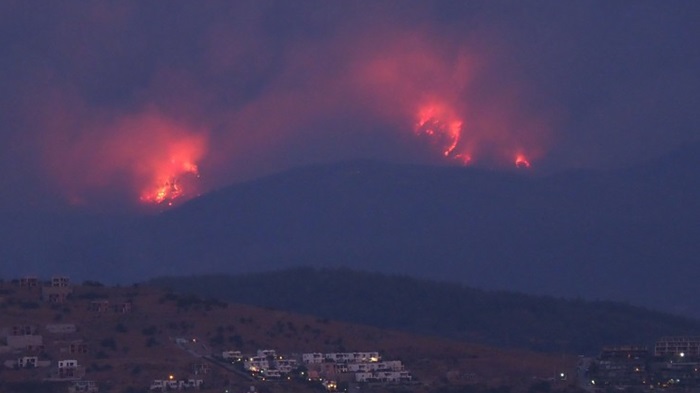 Vatrogasci se bore sa požarom kod Trogira