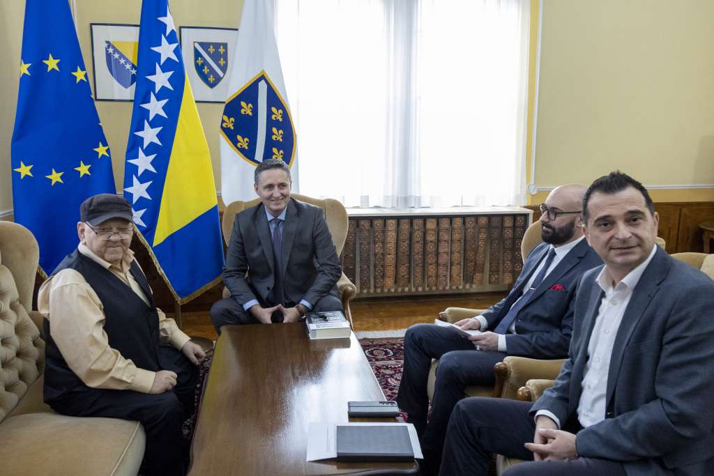 Važno i mišljenje intelektualne zajednice o važnim pitanjima za državu BiH