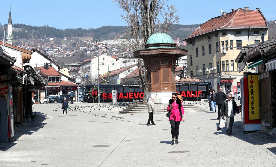 Važno uputstvo zbog velikog broja porodičnih klastera u KS