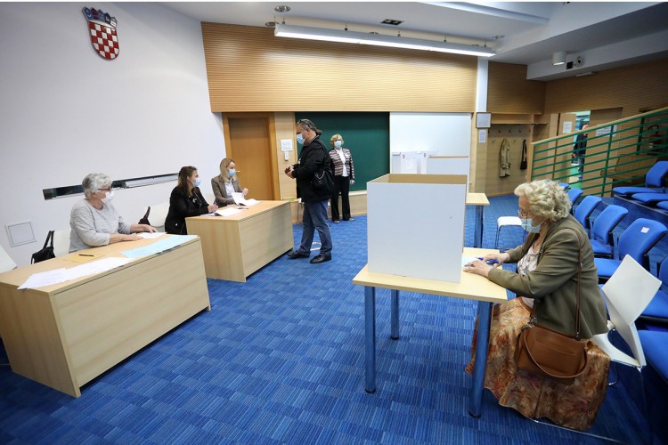 Veća izlaznost u velikim gradovima na lokalnim izborima