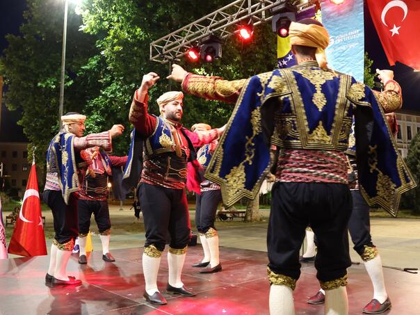 Večer ispunjena muzikom i tradicijom u okviru "Mostarskog ljeta"