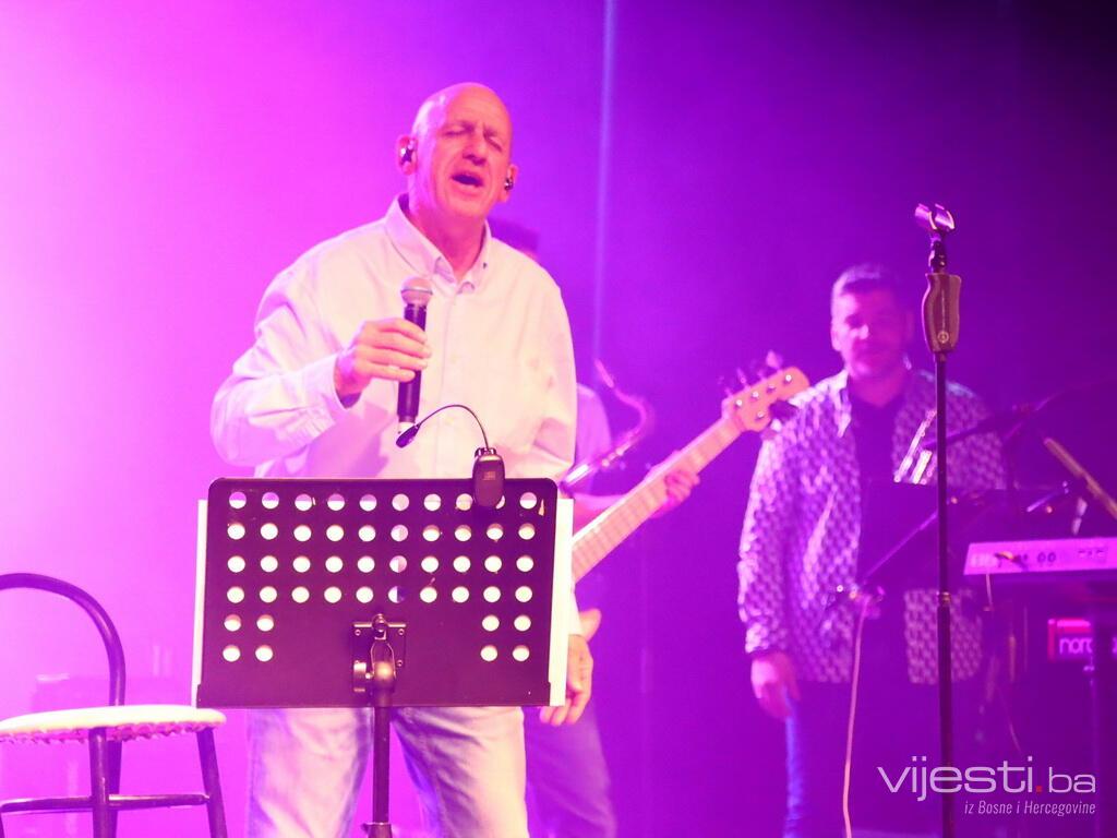 Večer puna emocija: Fazla na bh. turneju krenuo iz krcatog BKC-a