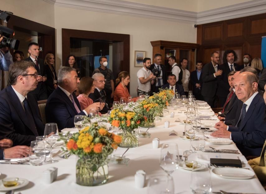 Večera lidera Z. Balkana u Solunu s njemačkim kancelarom