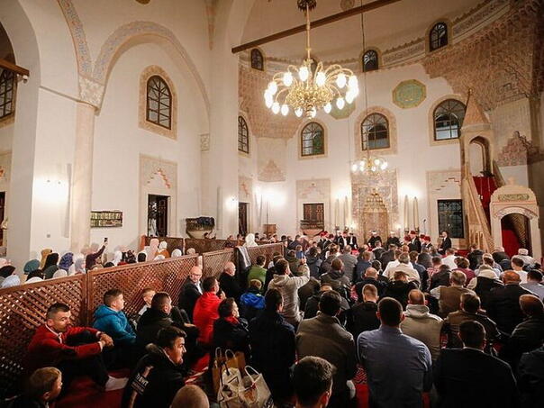 Večeras muslimani obilježavaju Lejletul-kadr, noć koja je vrijednija od hiljadu mjeseci