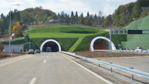 Večeras obustava saobraćaja na dionici autoputa A-1 Tarčin-Sarajevo zapad